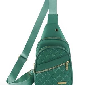 Elegant Green Quilted Crossbody Bag